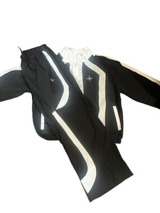 Men’s IAM black and white Windbreaker tracksuit. Size XL